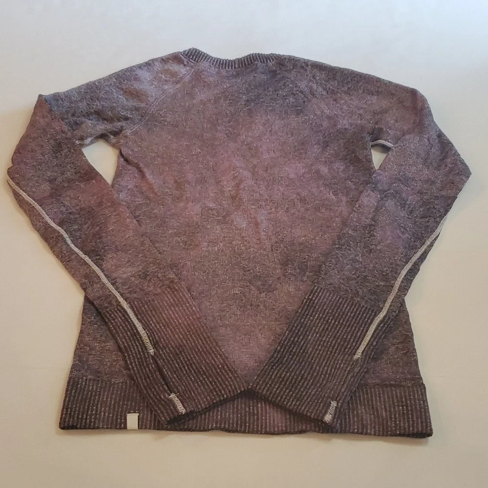 #137 Lululemon upcycled sweater t774